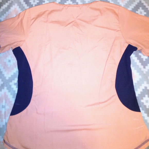 Peach Scrub Top - Picture 2 of 2